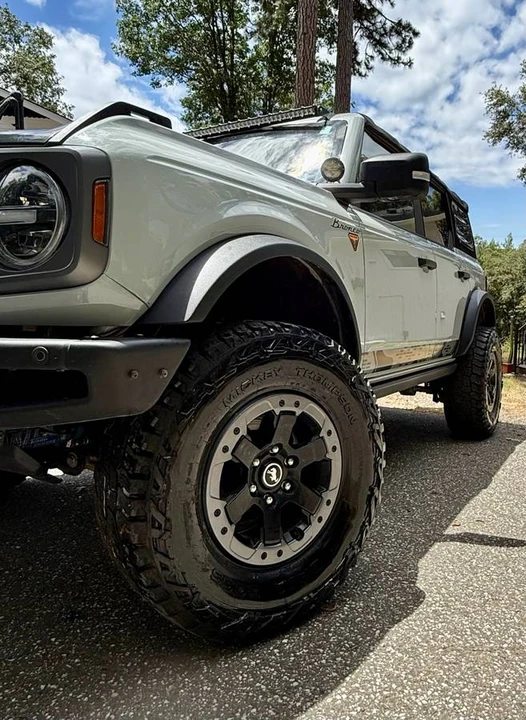 2021 Ford Bronco 6th Gen - Image 10 of 20