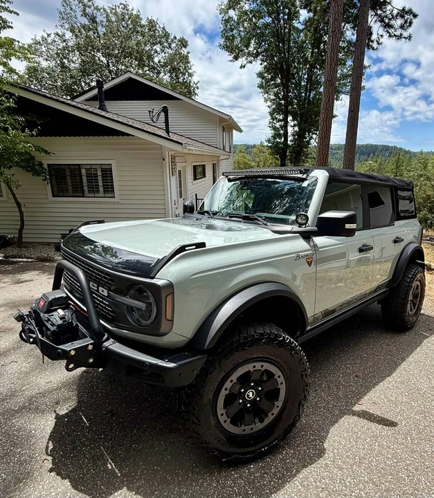 2021 Ford Bronco 6th Gen - Image 6 of 20