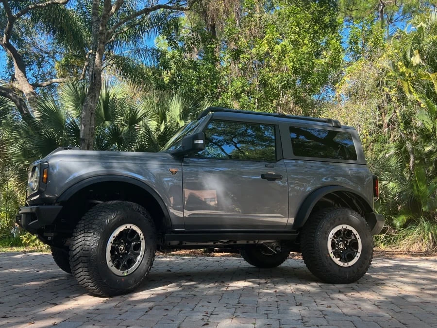 2021 Ford Bronco 6th Gen - Image 9 of 16