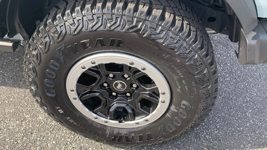 2021 Ford Bronco 6th Gen - Image 4 of 5
