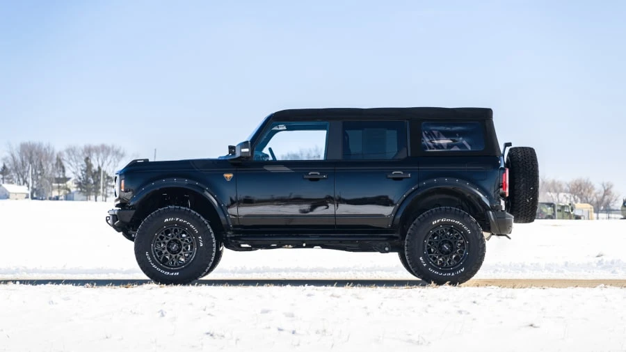 2021 Ford Bronco 6th Gen - Image 2 of 31