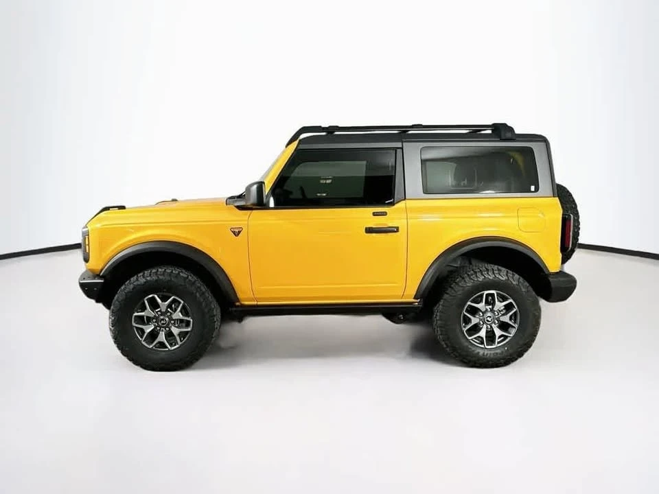 2021 Ford Bronco 6th Gen - Image 3 of 19