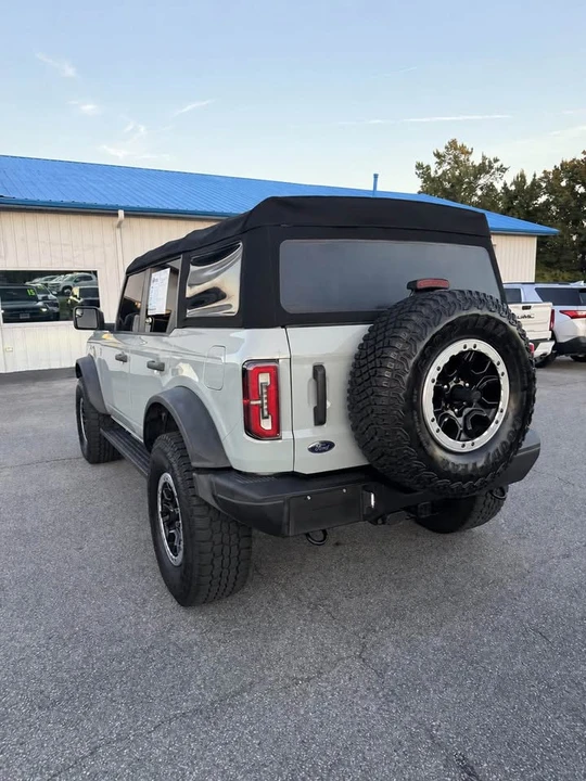 2021 Ford Bronco 6th Gen - Image 6 of 13