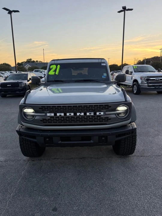 2021 Ford Bronco 6th Gen - Image 2 of 13