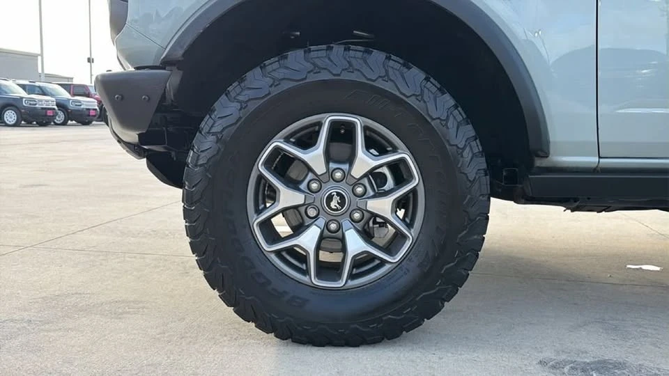 2021 Ford Bronco 6th Gen - Image 9 of 20
