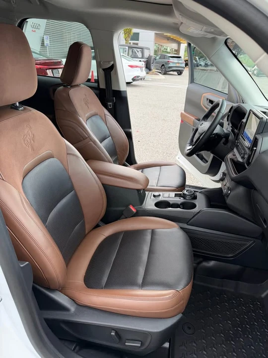 2021 Ford Bronco 6th Gen - Image 18 of 19