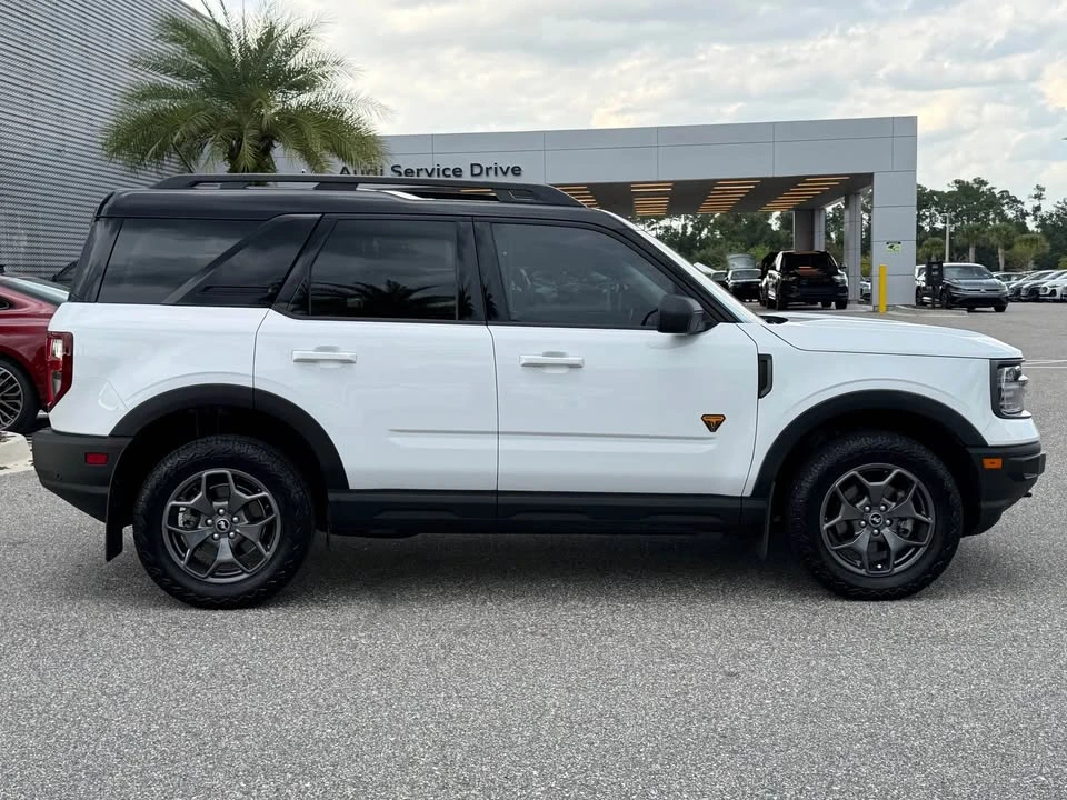 2021 Ford Bronco 6th Gen - Image 2 of 19