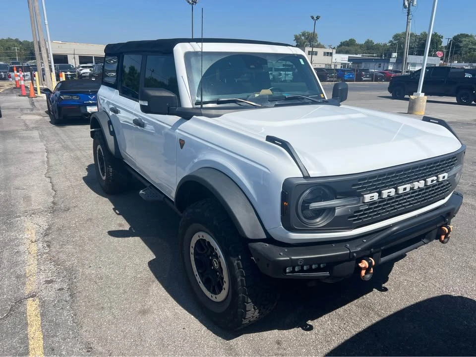 2021 Ford Bronco 6th Gen - Image 3 of 11