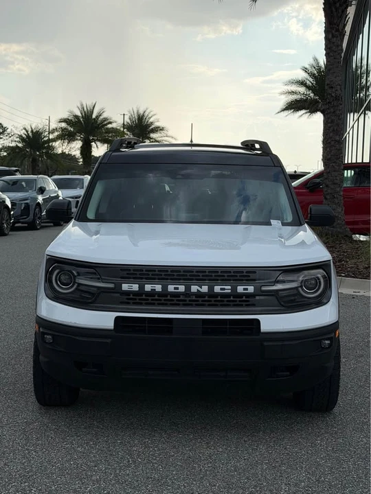 2021 Ford Bronco 6th Gen - Image 8 of 19
