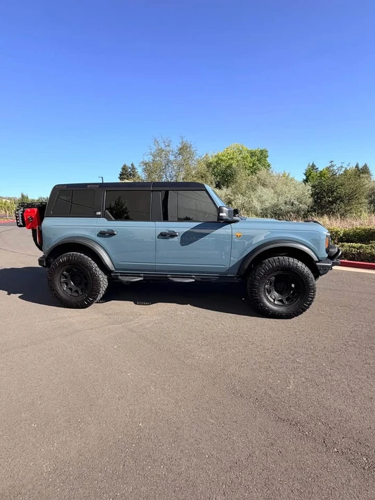 2021 Ford Bronco 6th Gen - Image 3 of 19