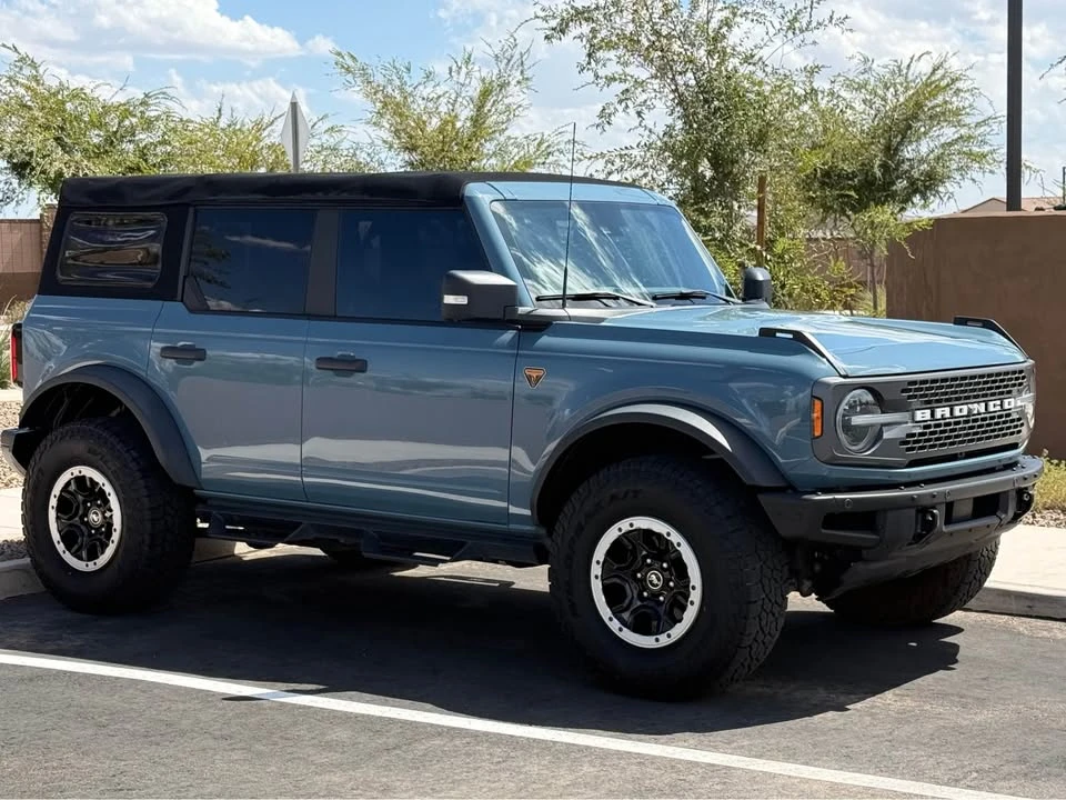 2021 Ford Bronco 6th Gen - Image 3 of 12