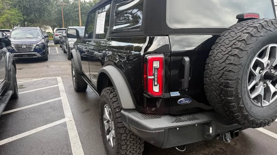 2021 Ford Bronco 6th Gen - Image 4 of 9
