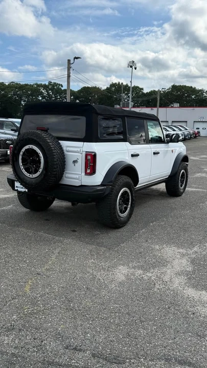 2021 Ford Bronco 6th Gen - Image 4 of 18