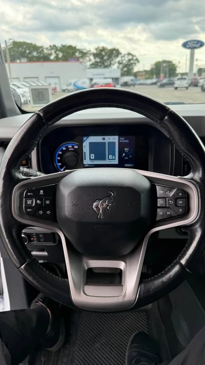 2021 Ford Bronco 6th Gen - Image 8 of 18