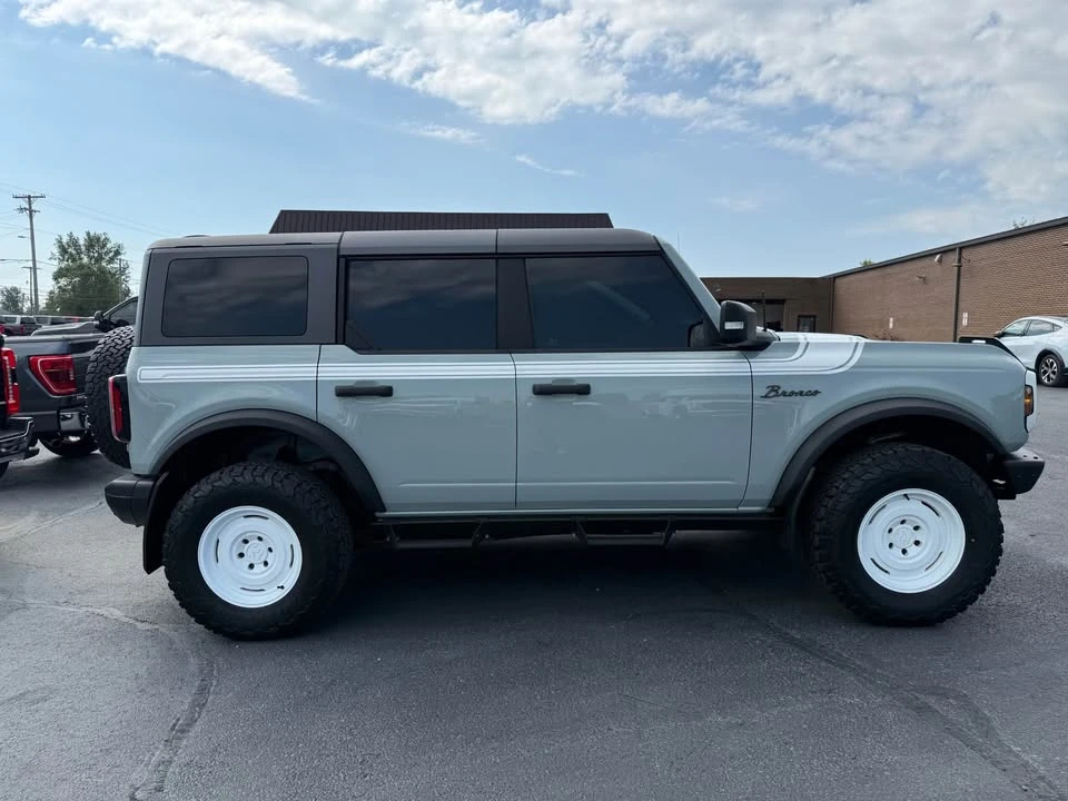 2021 Ford Bronco 6th Gen - Image 2 of 13
