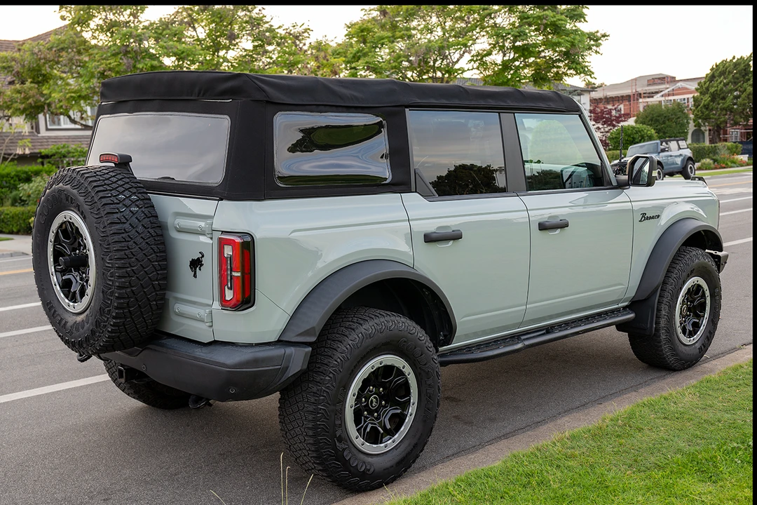 2021 Ford Bronco 6th Gen - Image 15 of 31
