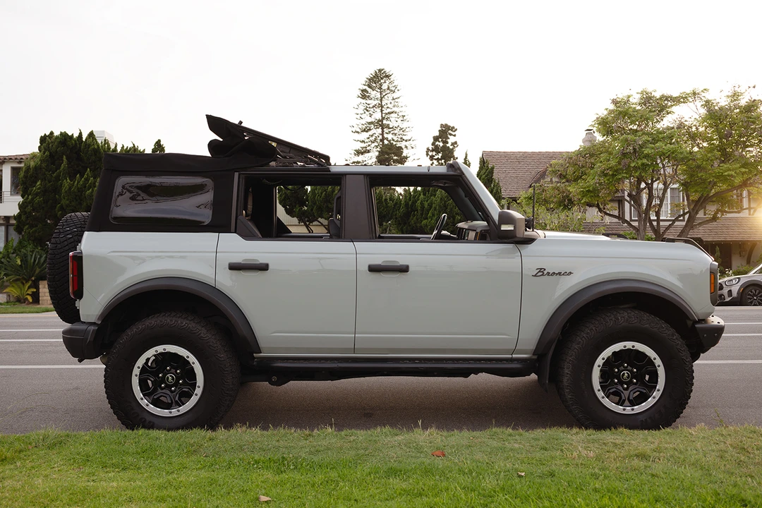 2021 Ford Bronco 6th Gen - Image 16 of 31