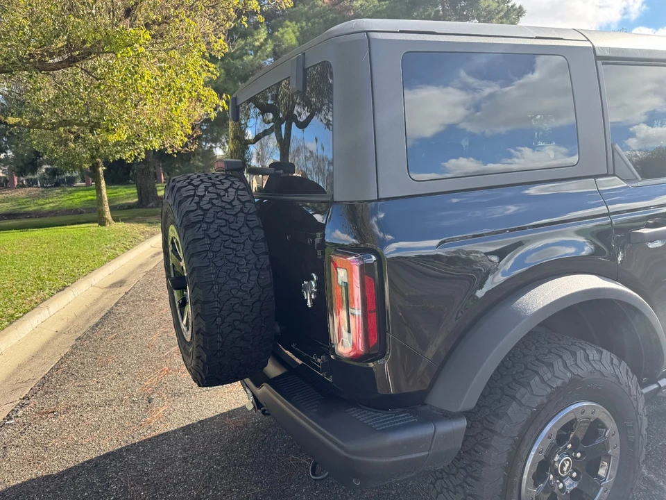 2021 Ford Bronco 6th Gen - Image 18 of 21