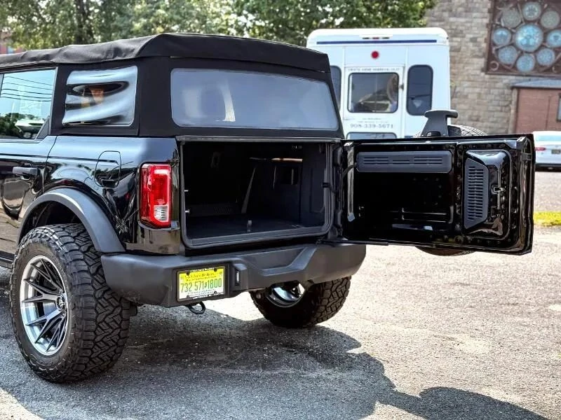 2021 Ford Bronco 6th Gen - Image 8 of 12