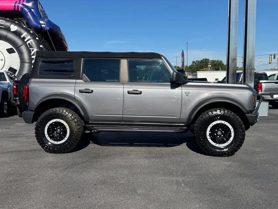 2021 Ford Bronco 6th Gen - Image 2 of 20