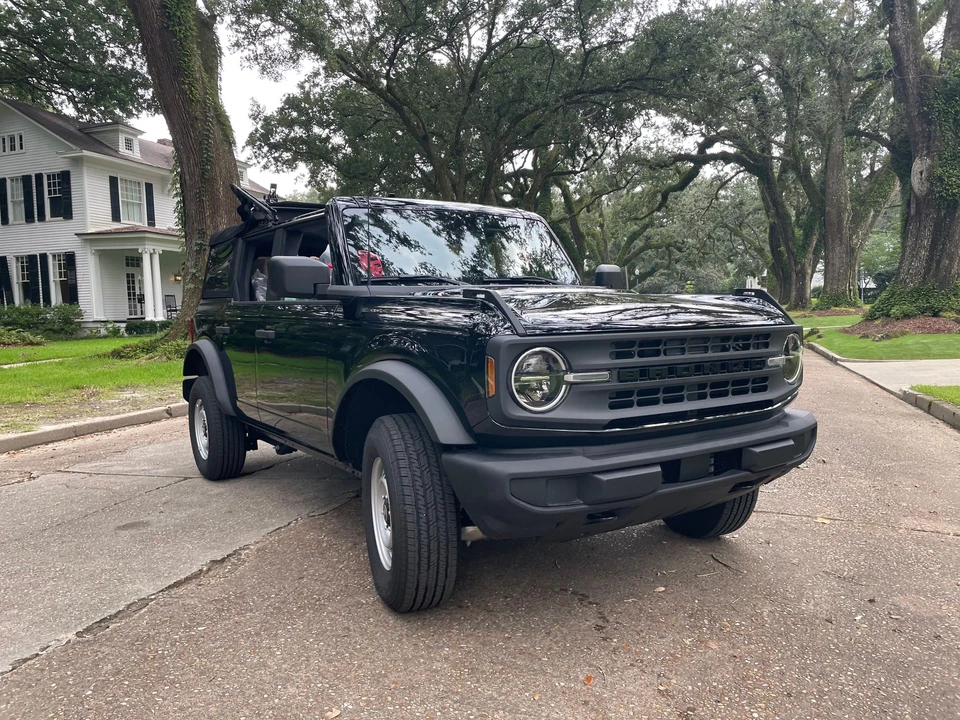 2021 Ford Bronco Sport - Image 2 of 9