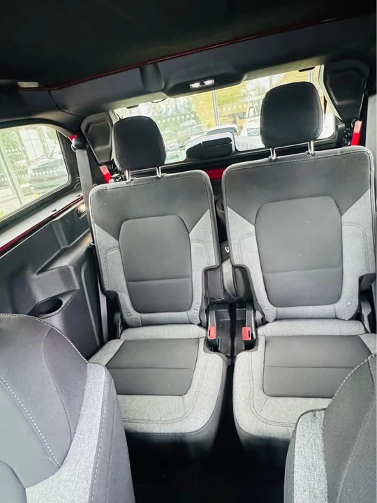 2021 Ford Bronco 6th Gen - Image 9 of 10