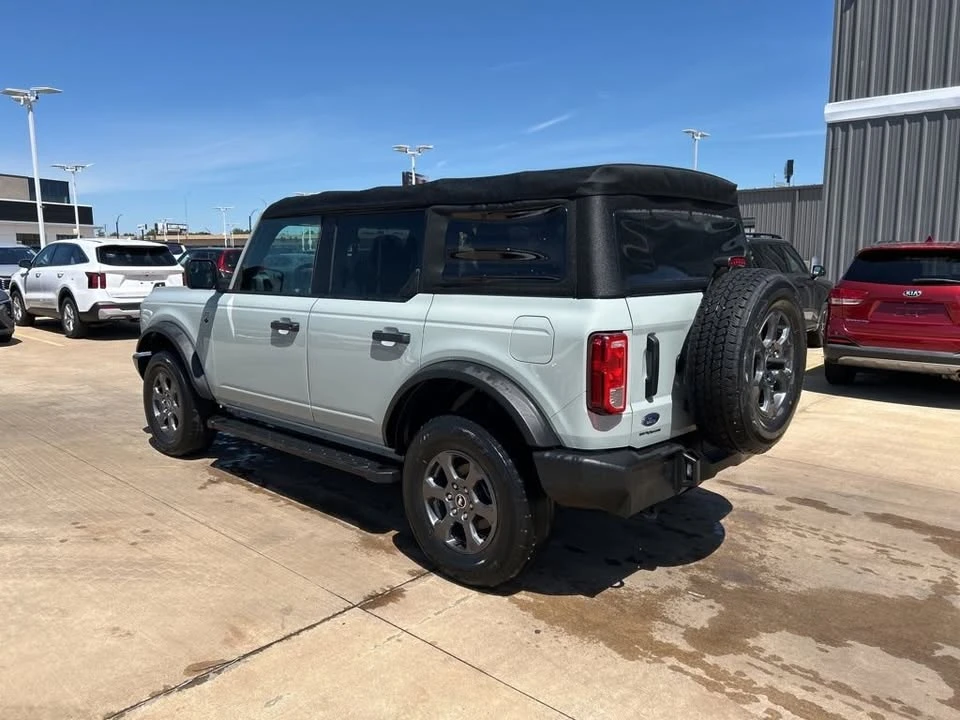 2021 Ford Bronco 6th Gen - Image 2 of 5