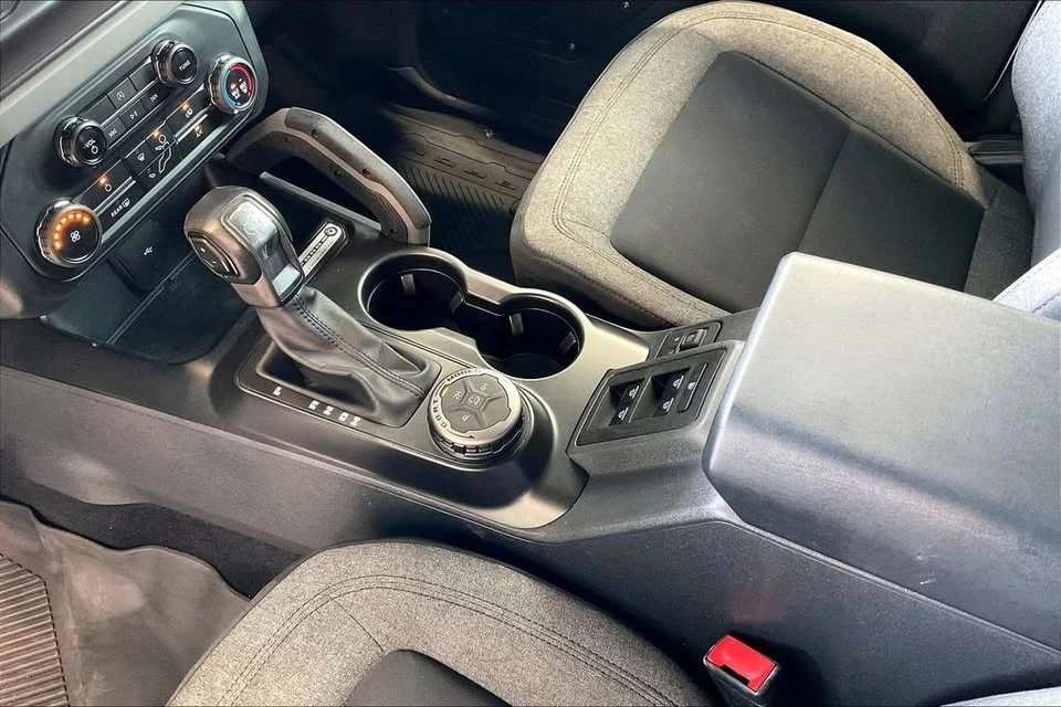 2021 Ford Bronco 6th Gen - Image 17 of 20