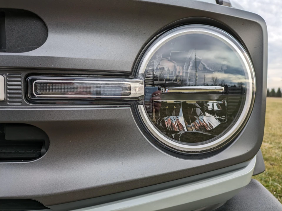 2021 Ford Bronco 6th Gen - Image 24 of 31