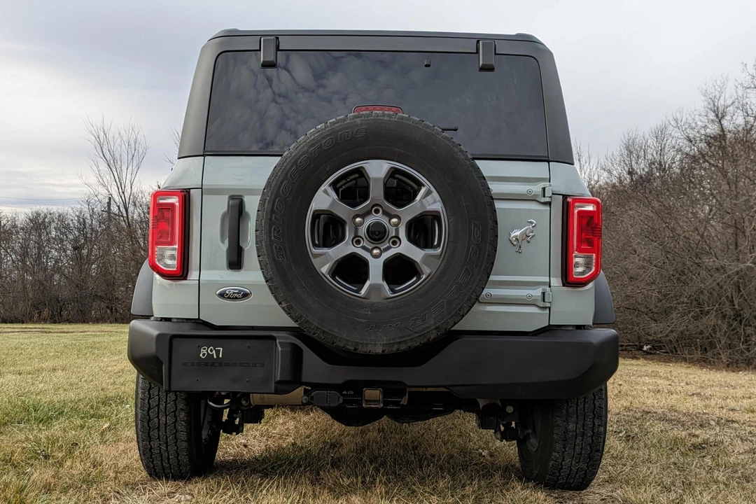 2021 Ford Bronco 6th Gen - Image 5 of 31