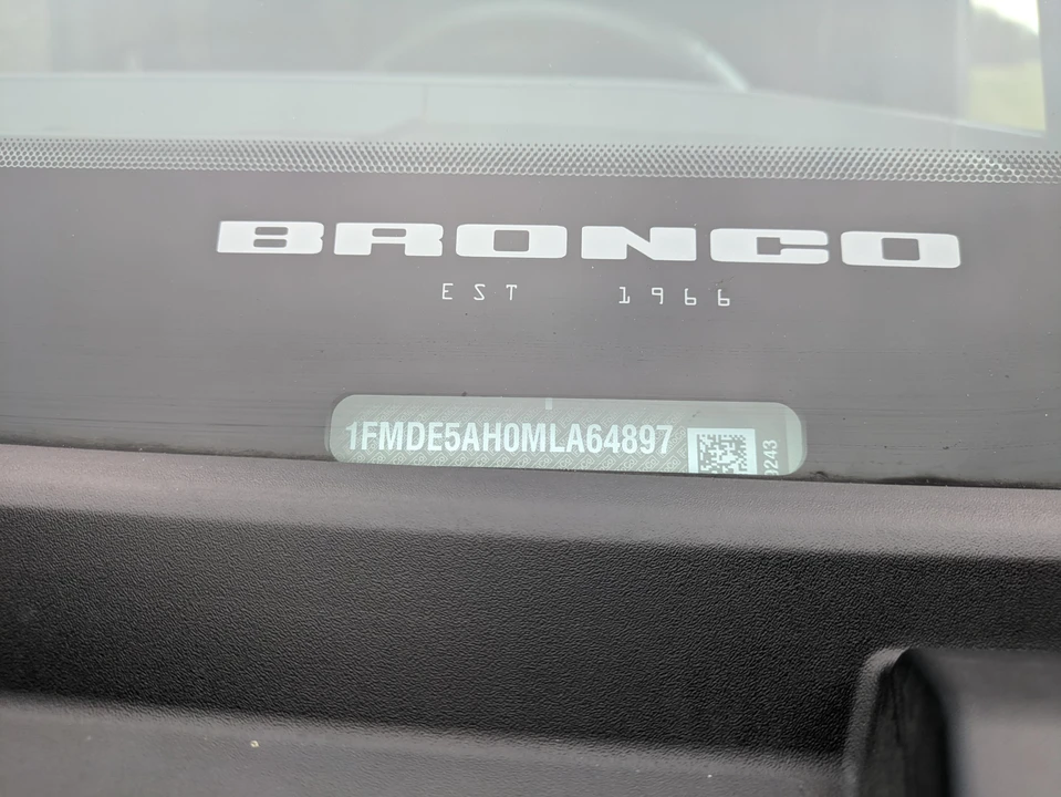 2021 Ford Bronco 6th Gen - Image 30 of 31