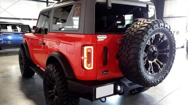2021 Ford Bronco 6th Gen - Image 28 of 29