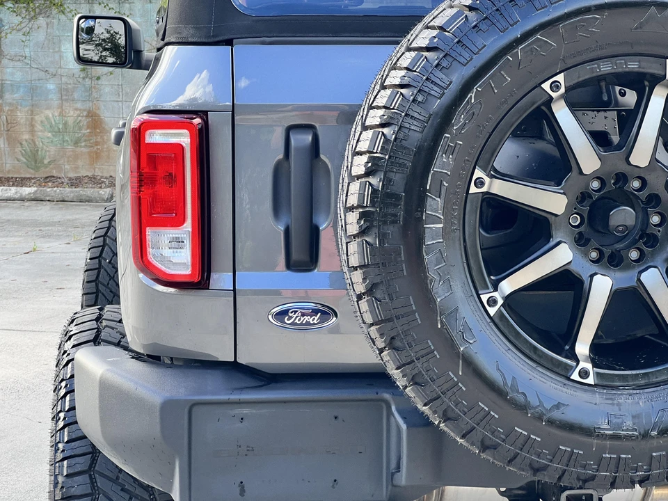 2021 Ford Bronco 6th Gen - Image 17 of 31