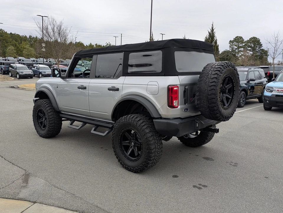 2021 Ford Bronco 6th Gen - Image 6 of 12