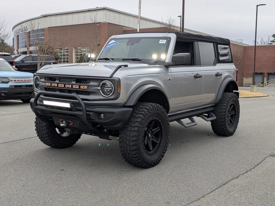 2021 Ford Bronco 6th Gen - Image 8 of 12