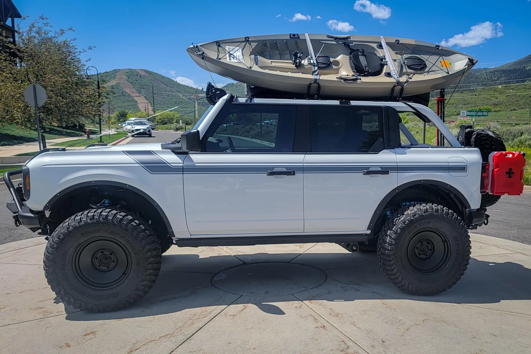 2021 Ford Bronco 6th Gen - Image 15 of 31
