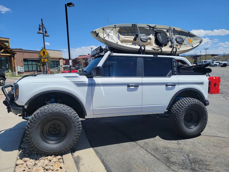 2021 Ford Bronco 6th Gen - Image 14 of 31