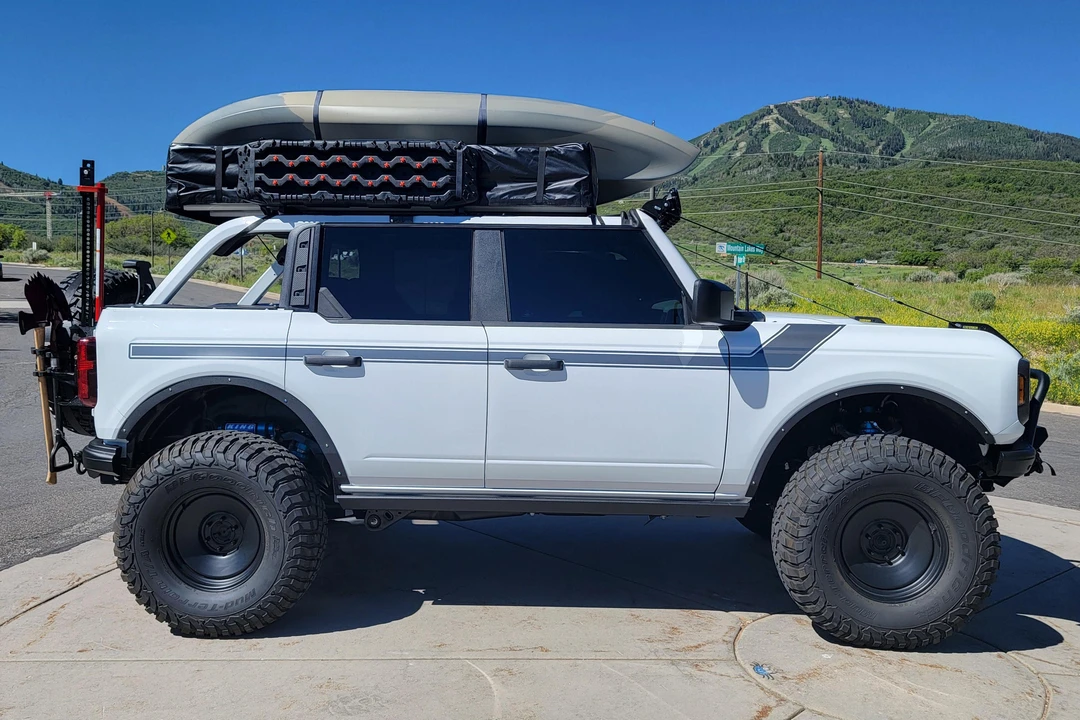 2021 Ford Bronco 6th Gen - Image 3 of 31