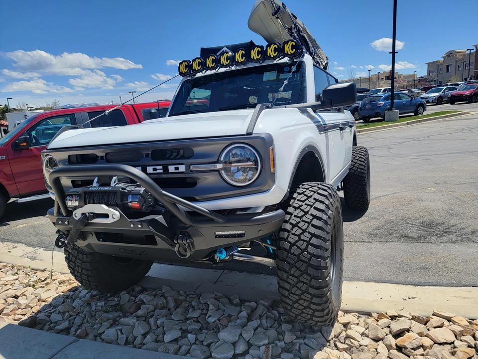 2021 Ford Bronco 6th Gen - Image 8 of 31