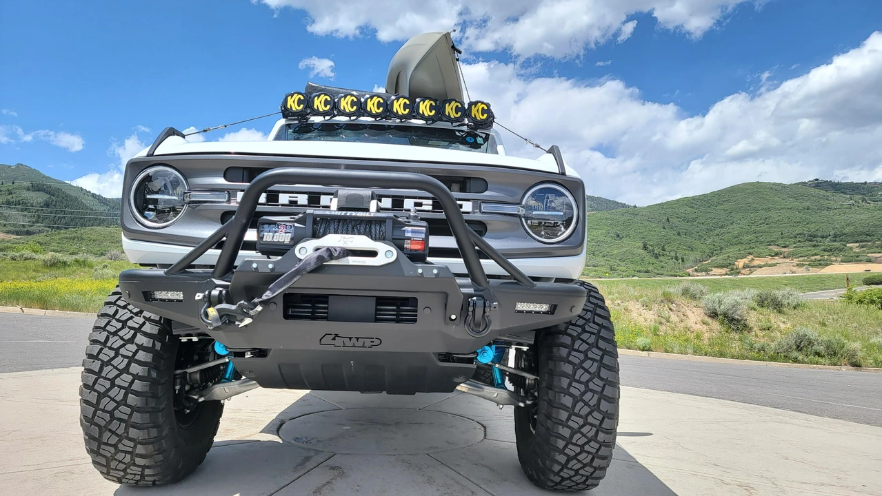 2021 Ford Bronco 6th Gen - Image 6 of 31