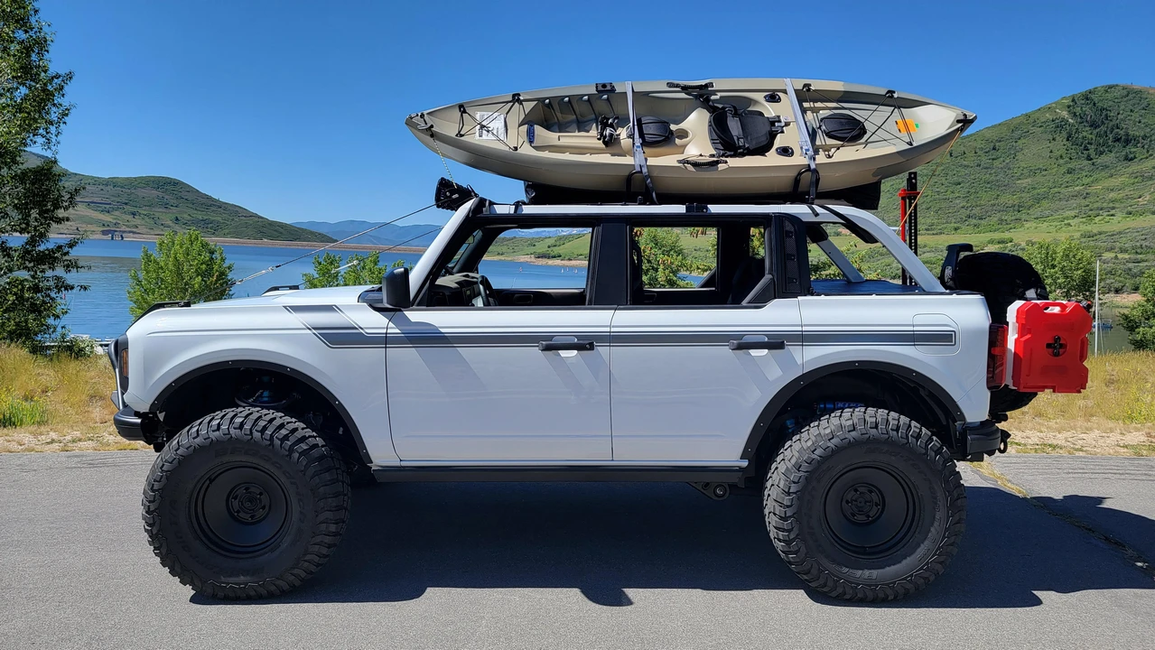 2021 Ford Bronco 6th Gen - Image 16 of 31