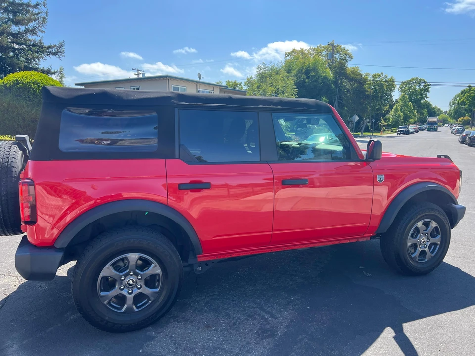 2021 Ford Bronco 6th Gen - Image 9 of 31