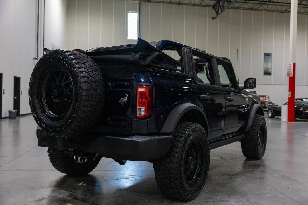 2021 Ford Bronco 6th Gen - Image 6 of 31