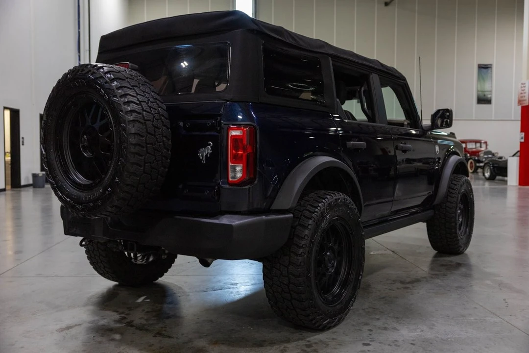 2021 Ford Bronco 6th Gen - Image 24 of 31