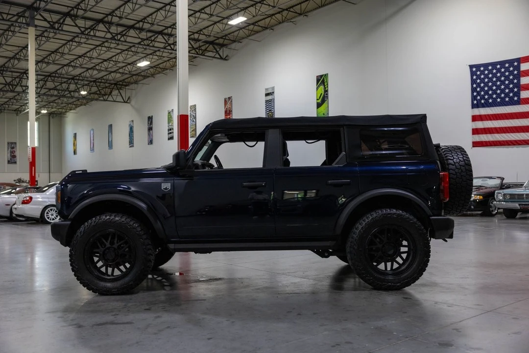 2021 Ford Bronco 6th Gen - Image 21 of 31