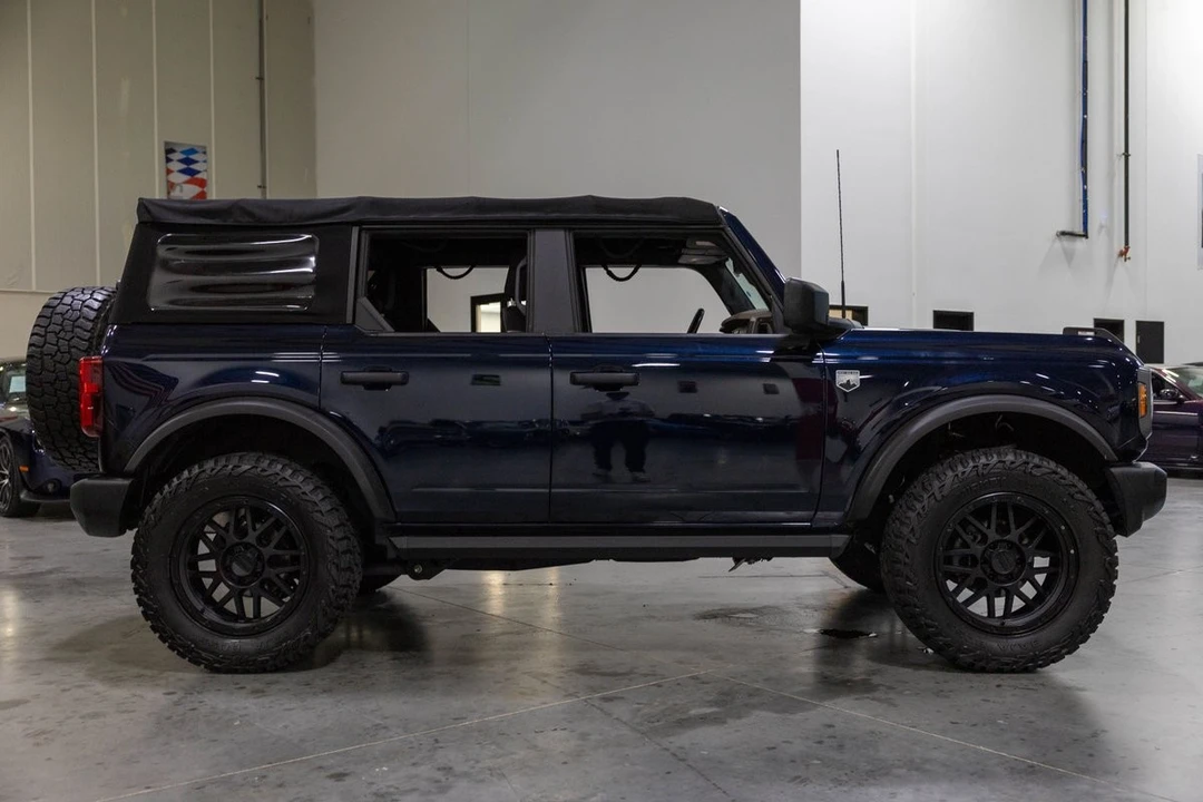 2021 Ford Bronco 6th Gen - Image 25 of 31