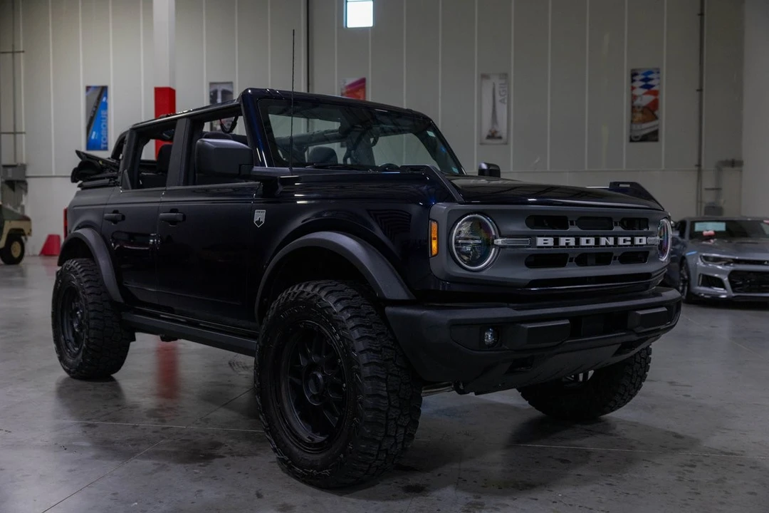 2021 Ford Bronco 6th Gen - Image 8 of 31