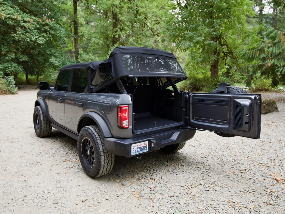 2021 Ford Bronco 6th Gen - Image 13 of 31