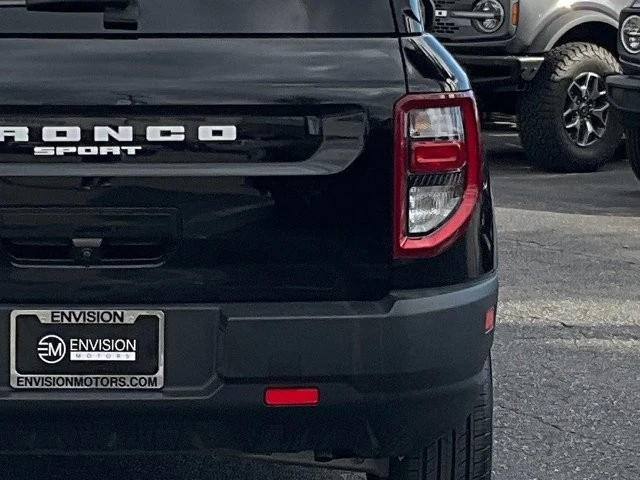 2021 Ford Bronco 6th Gen - Image 10 of 12