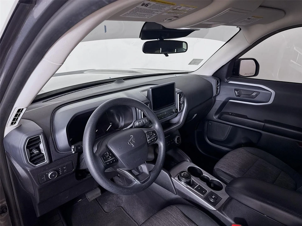 2021 Ford Bronco 6th Gen - Image 6 of 14